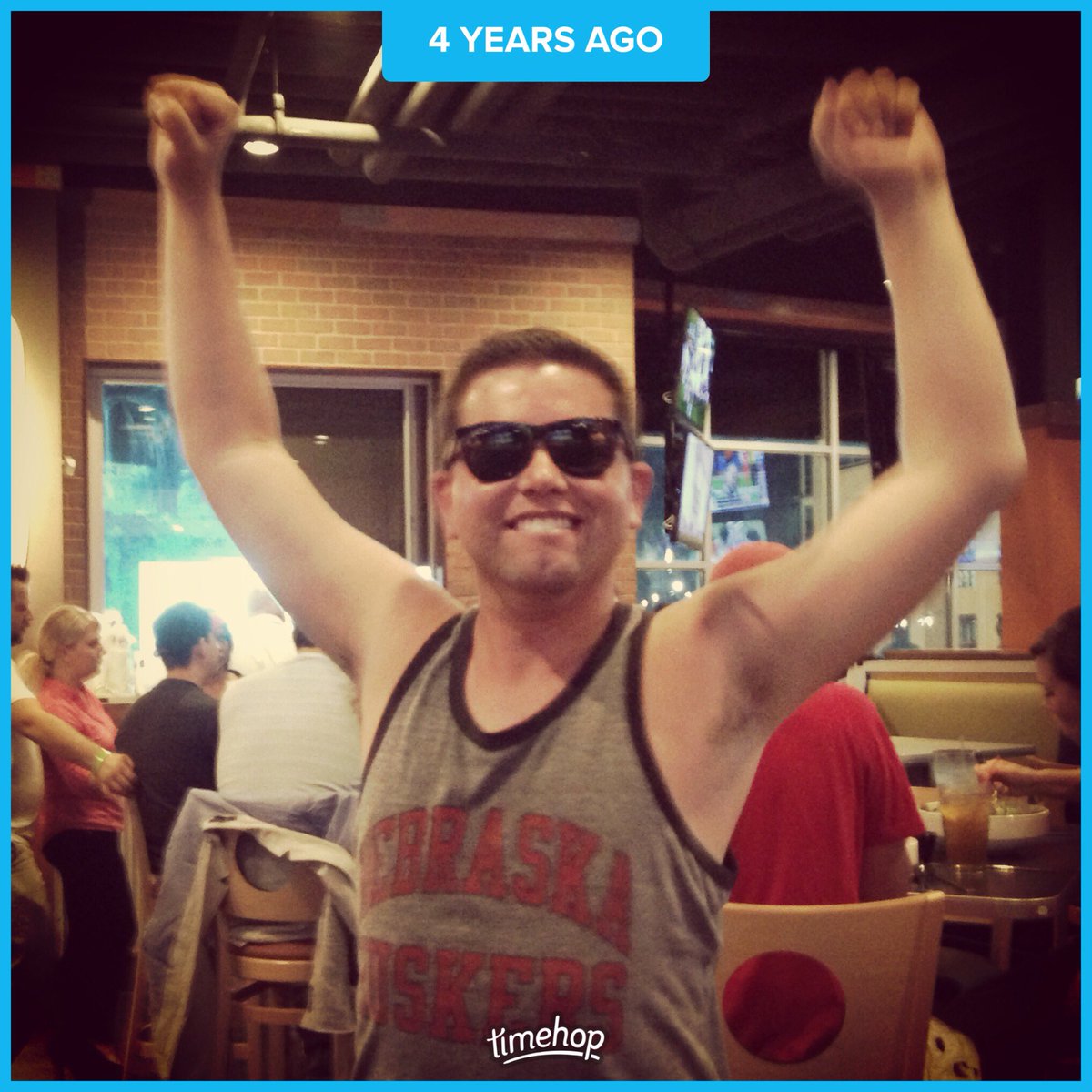 leigh_6912's tweet photo. College FB is back AND I get to see this guy next weekend.. @mikemagnus https://t.co/fRejwfxZsX