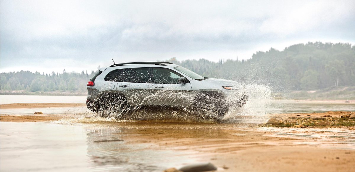 ContemporaryCDJ's tweet photo. The trail rated Cherokee Trailhawk has legendary traction and water fording abilities. Come put it to the test: https://t.co/GRnXbFW6wy https://t.co/KonfErgtfm