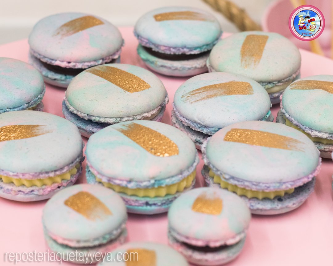 Reposteriaqyy's tweet photo. Macarons!!!!! #marcarons Agréganos a whatsapp +573122872698 y recuerda separar tu cupo con 15 días de anticipación https://t.co/I19iy96EMA