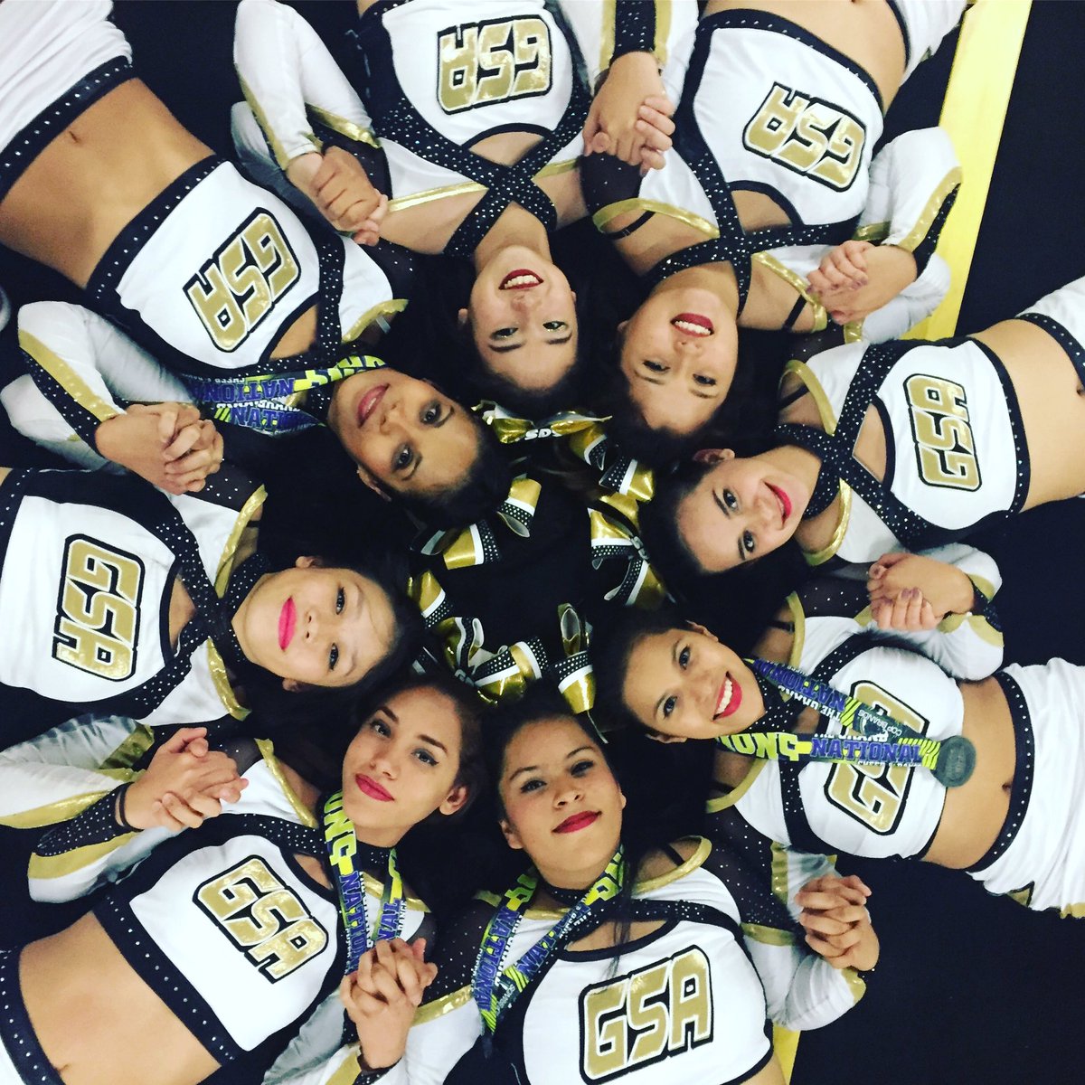 GoldenStarsAcad's tweet photo. Ven y se parte del mejor Equipo Femenil de la Laguna.
#TheBestTeam  #Cheerleading #GSA #FeelTheGold #FeelYourColors #SayYesToTheBest 💪🏼👑⭐️ https://t.co/McQbyziopP