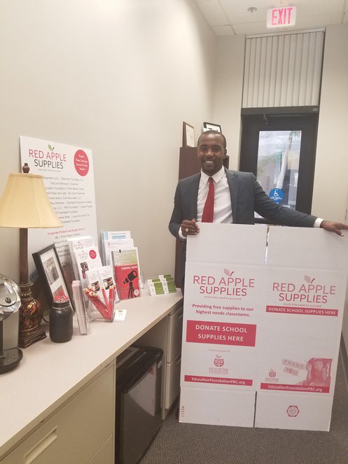 EducationFdnPBC's tweet photo. Thank you State Representative Al Jacquet for hosting a supply drive! @pbcsd @Truly_2Blessed #HappyDonating https://t.co/4RmUxflhV1