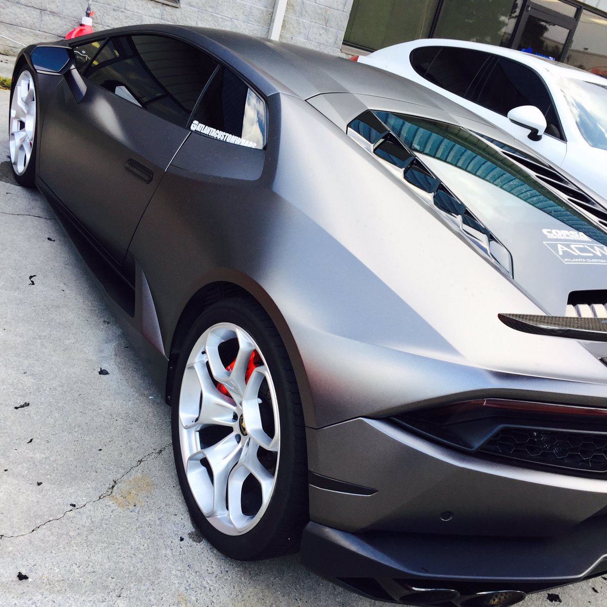 AtlantaCustoms's tweet photo. This color 😍 @3MGraphics Satin Dark Grey is 🔥🔥🔥 #killinitcrew2.0 https://t.co/Iti1yr39Ol