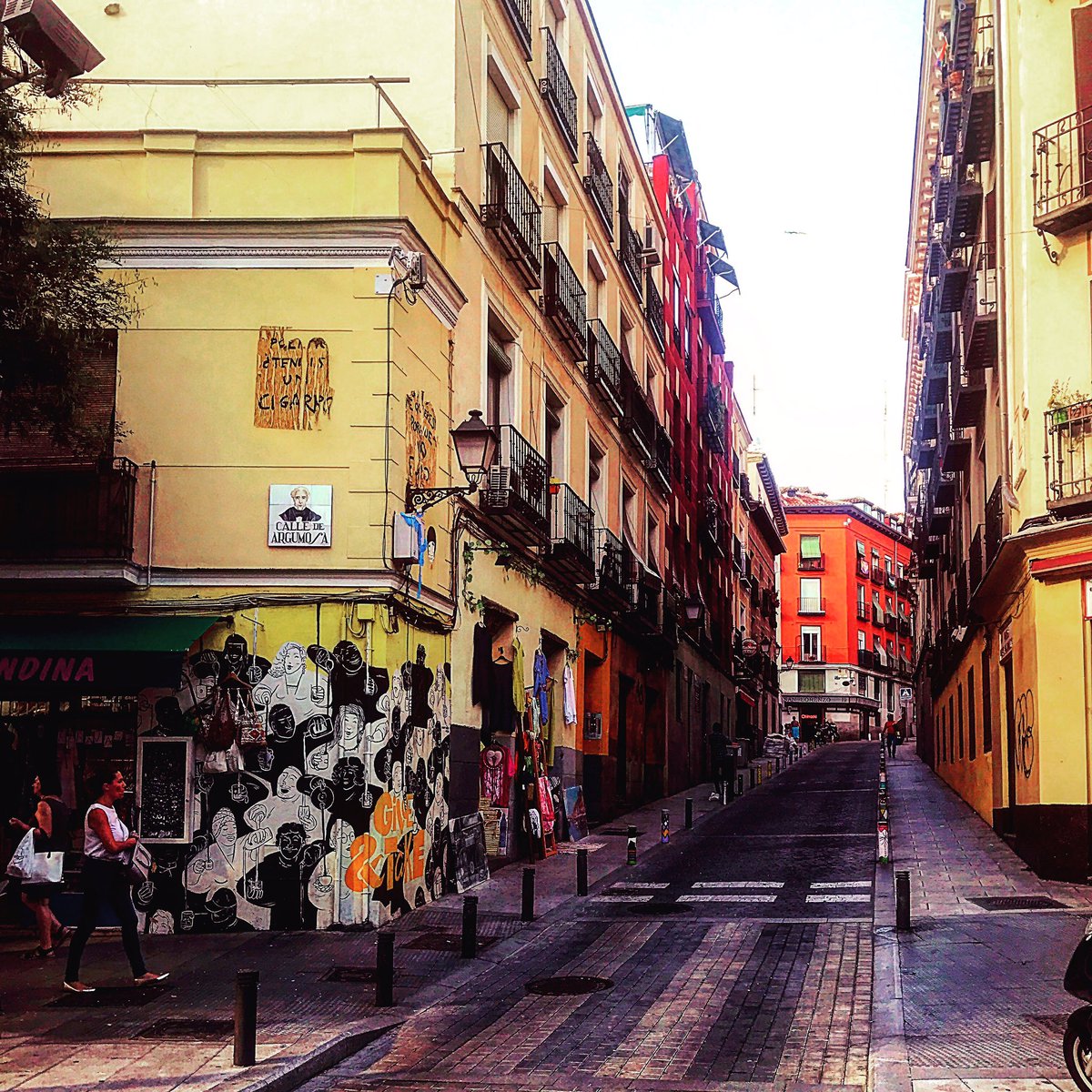 Madallincluded's tweet photo. Madrid still feels like summer, enjoying Lavapies district. #madrid #street #lavapies #citylife #travel #visitig #lifestyle #photographer https://t.co/vcR9u6aSkg