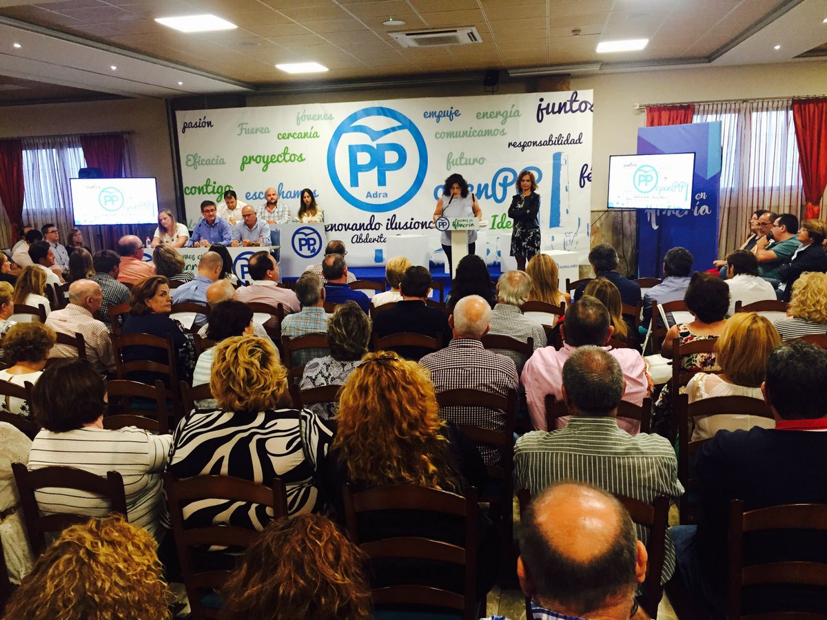 CarmenCrespoPP's tweet photo. @PP_Adra Queremos abrir nuestro partido aún más a la ciudadanía. Escuchamos propuestas de afiliados en la ponencia #OpenPP #CongresoPPAdra https://t.co/CbeTUDSUmy