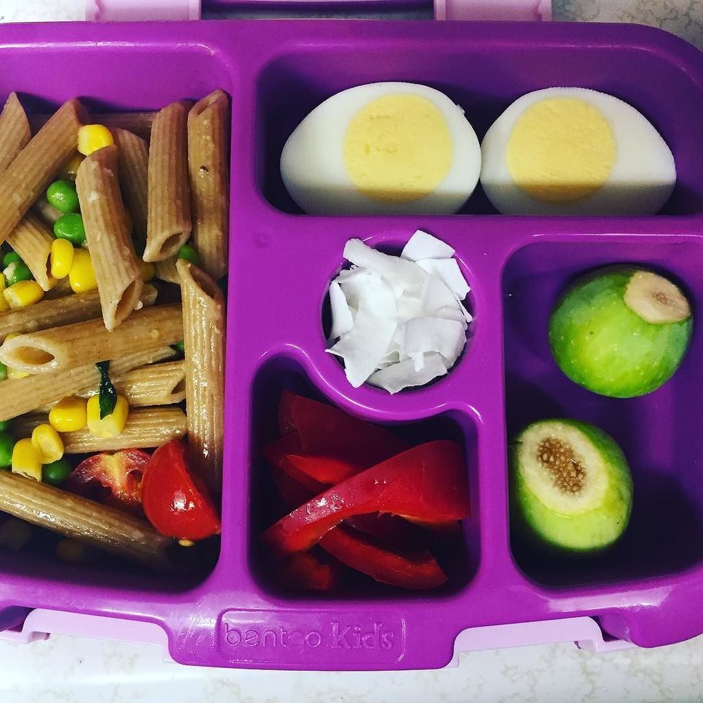 imtheonepushing's tweet photo. Today's #lunchbox - let's see what she leaves behind. ---------------------------- #momlife #healthylunch #prescho… https://t.co/19U516MI5x https://t.co/e033T7736Q