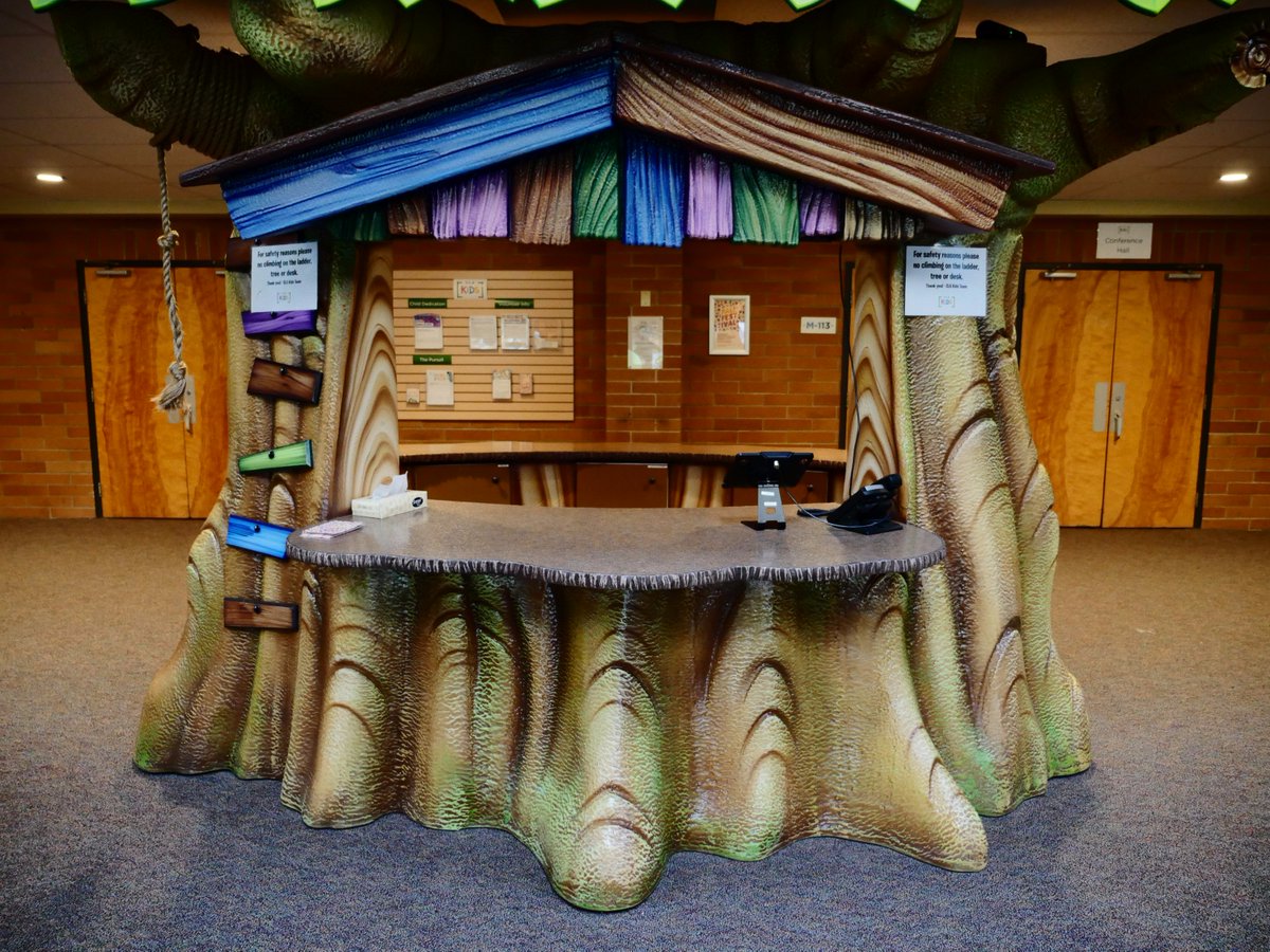 CLA wanted their children’s ministry to be relatable to kids, but most of all it had to feel fun! Kids and adults alike dig this happy vibe!