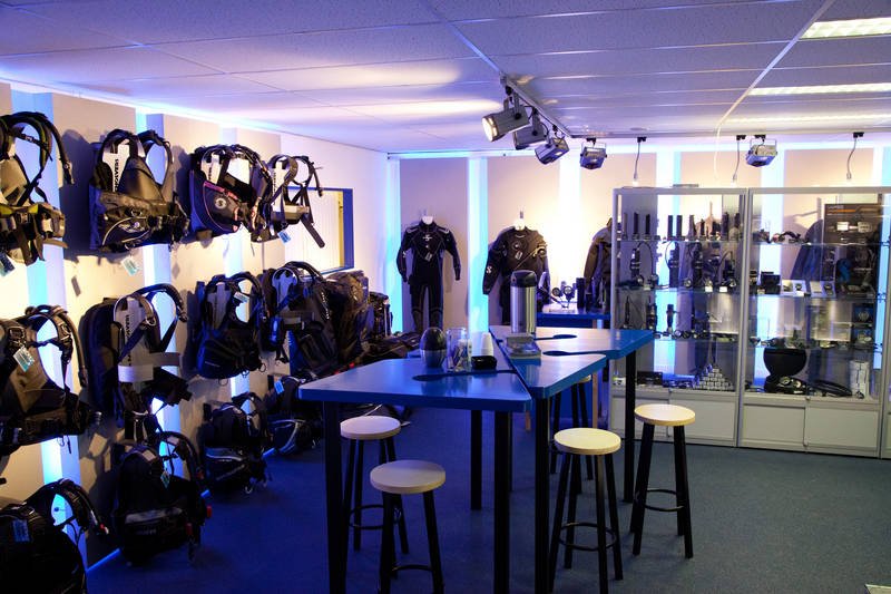 #DEALERSPOTLIGHT 
🐠Duikcentrum de Aalscholvers🐟
Check out this awesome Halcyon Dealer if you're in the Netherlands!