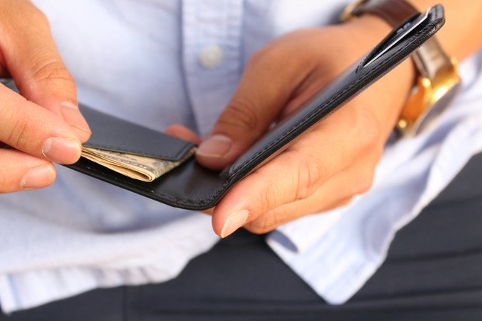 JebigaDesign's tweet photo. Our #wallet of choice from @tengandco . Check out their latest #Kickstarter here over 270% funded --> https://t.co/tmbtr73fdC https://t.co/IcX6adRAgw
