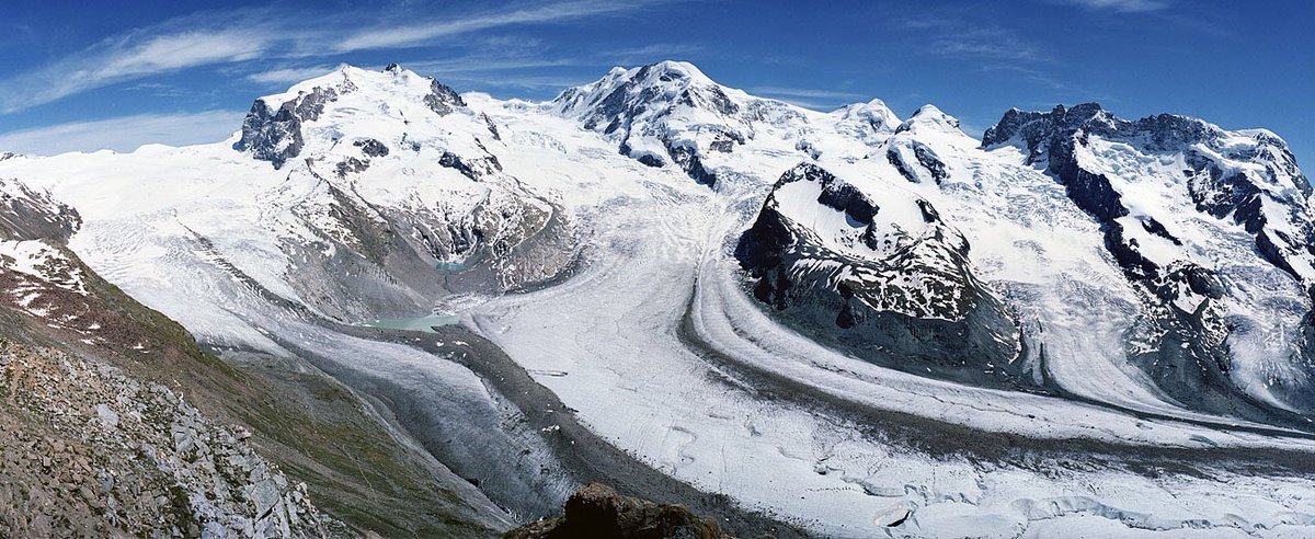 WMO's tweet photo. The World Glacier Monitoring Service has a new App showing how #climatechange is melting glaciers #swissnexLab https://t.co/AhBC2Tk4be https://t.co/qJrHgAJOjA