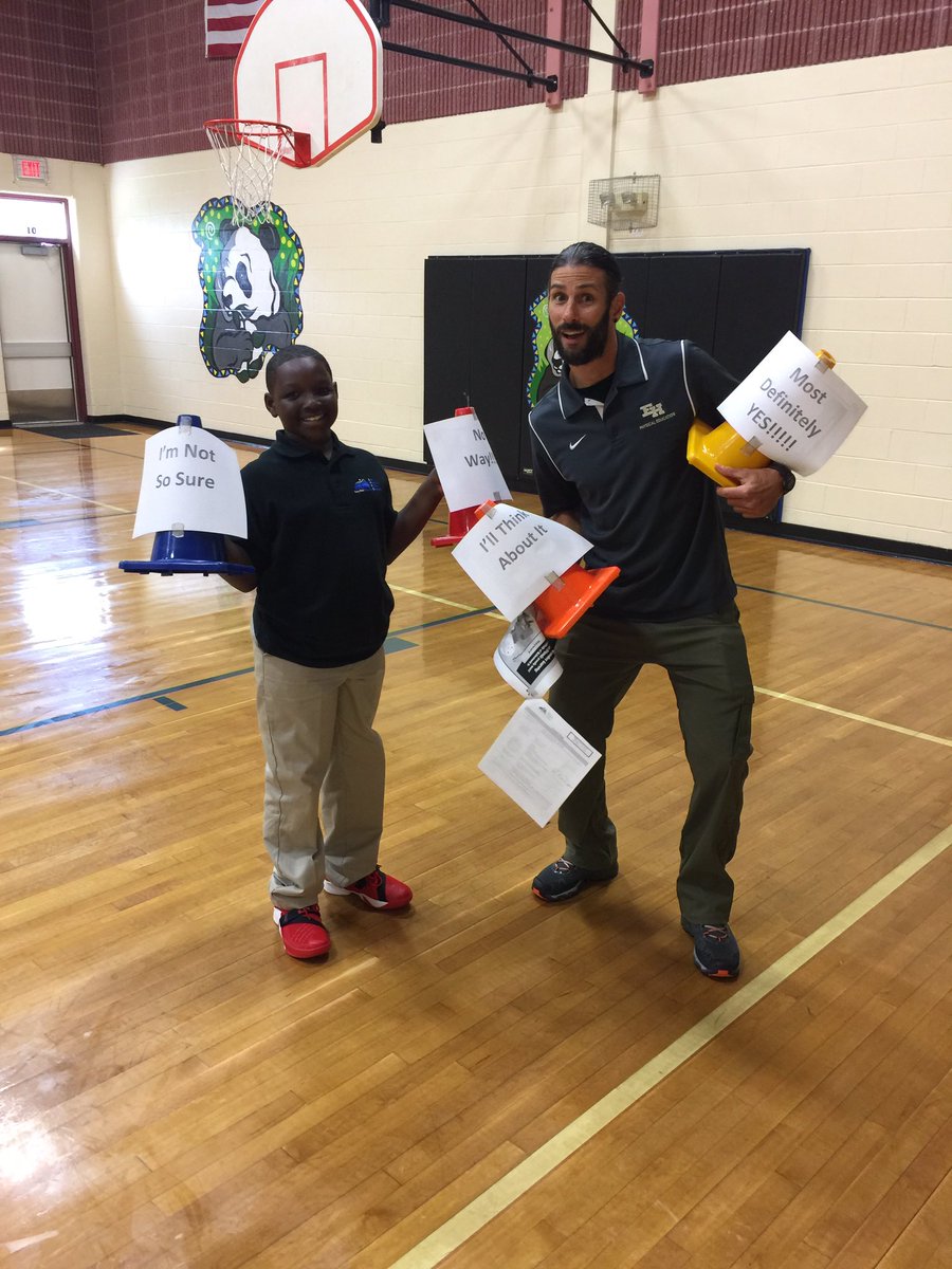EHHEALTHPHYSED's tweet photo. Mr. B &amp; Mrs. E starting the year off with their @NorrisPandas students! #physed #HealthEd https://t.co/vDaBzvLkAV