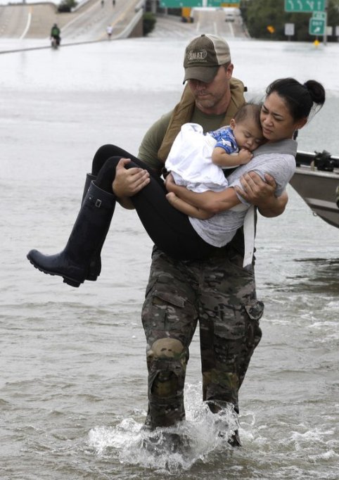 BasedKekstein's tweet image. #threesome