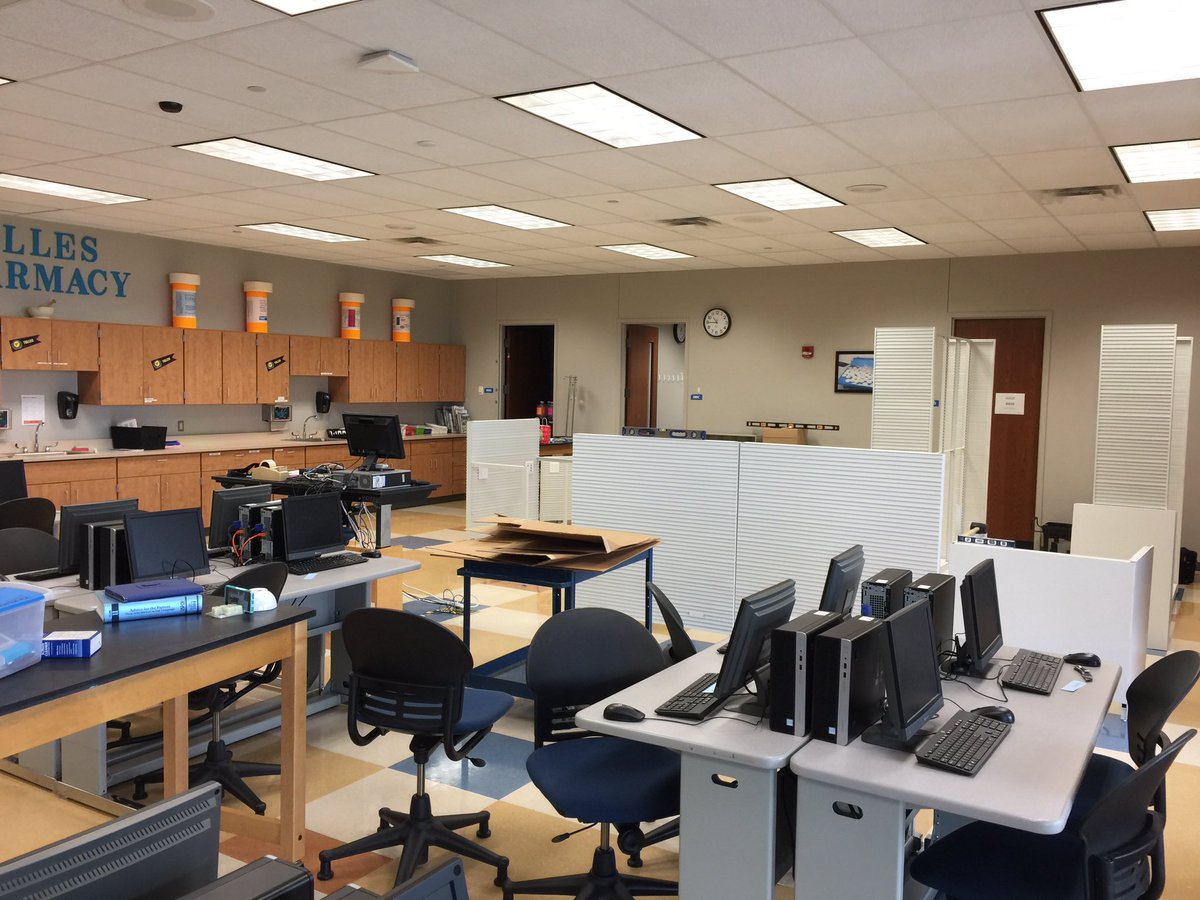 TollesTech's tweet photo. Upgrades being made in the @TollesPharmacy lab today. We'll show you the final result at the end of the day! #LiftTolles https://t.co/5mHpYVCvIT
