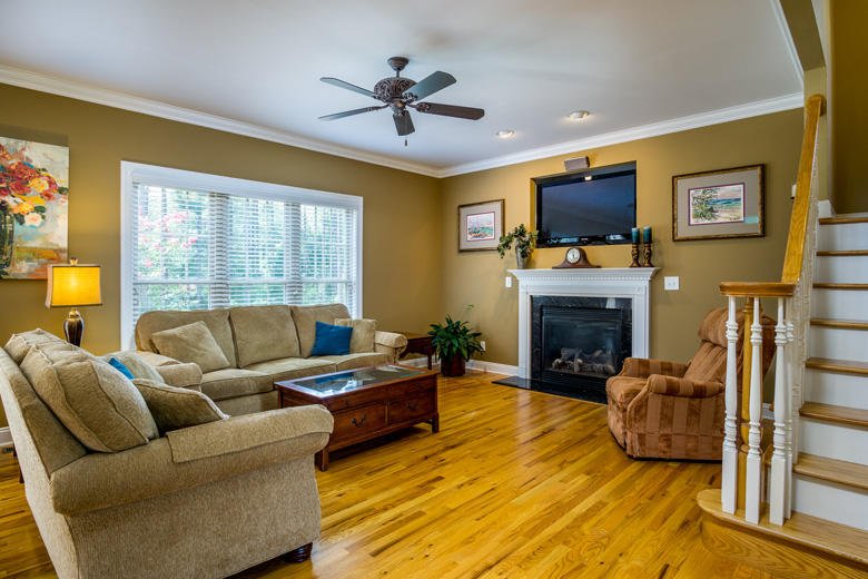 mathilderealtor's tweet image. Home Tour - 1212 Broadside Road

See it here: fal.cn/t02z