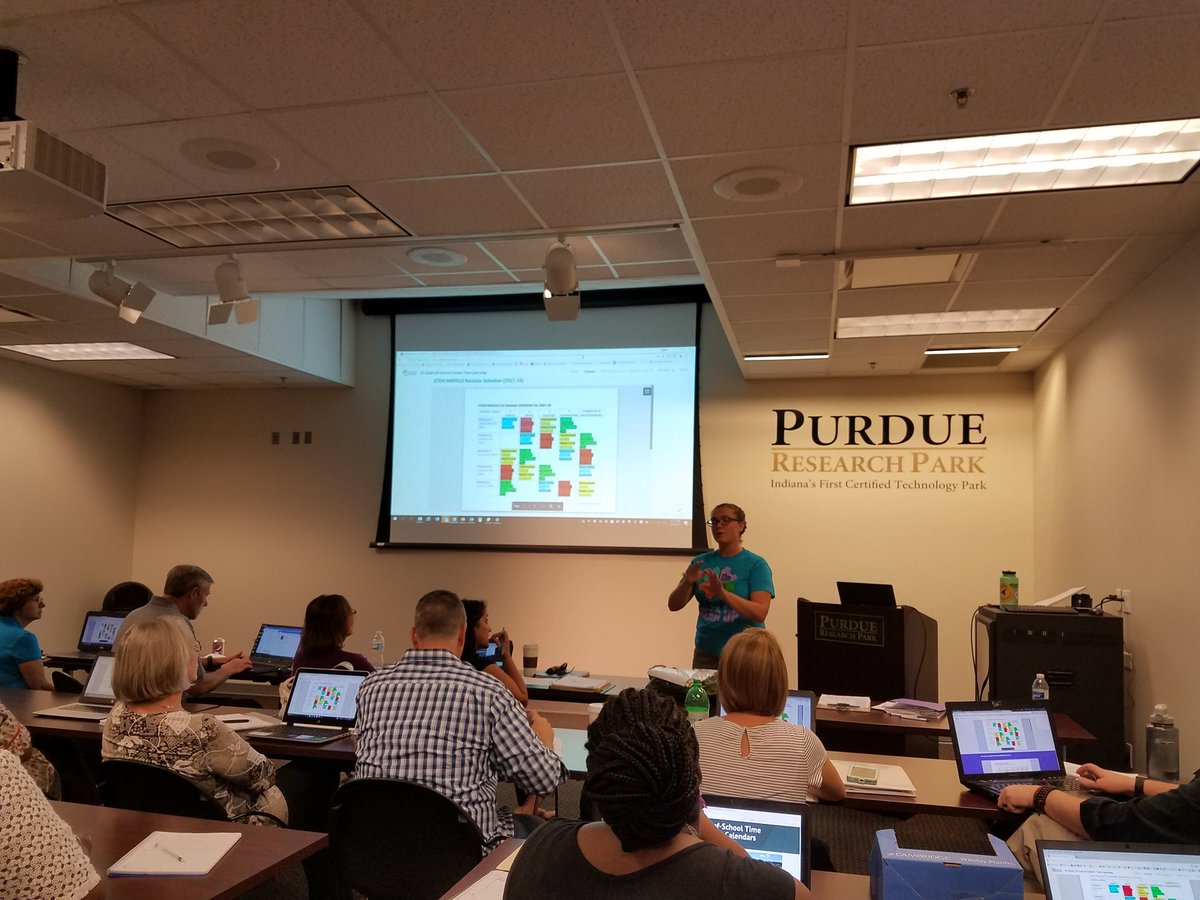 jeremyeltz's tweet photo. @IndianaGEARUP has all our hard working building coordinators from all over the state in the house for training. https://t.co/qaCtLUsdPs