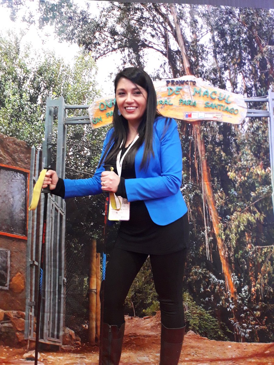 pilypardo's tweet image. En el Stand de la Comuna de @penalolen potenciando la tecnología creada x🚺💪La App brinda seguridad a visitantes del Parque Quebrada de Macul