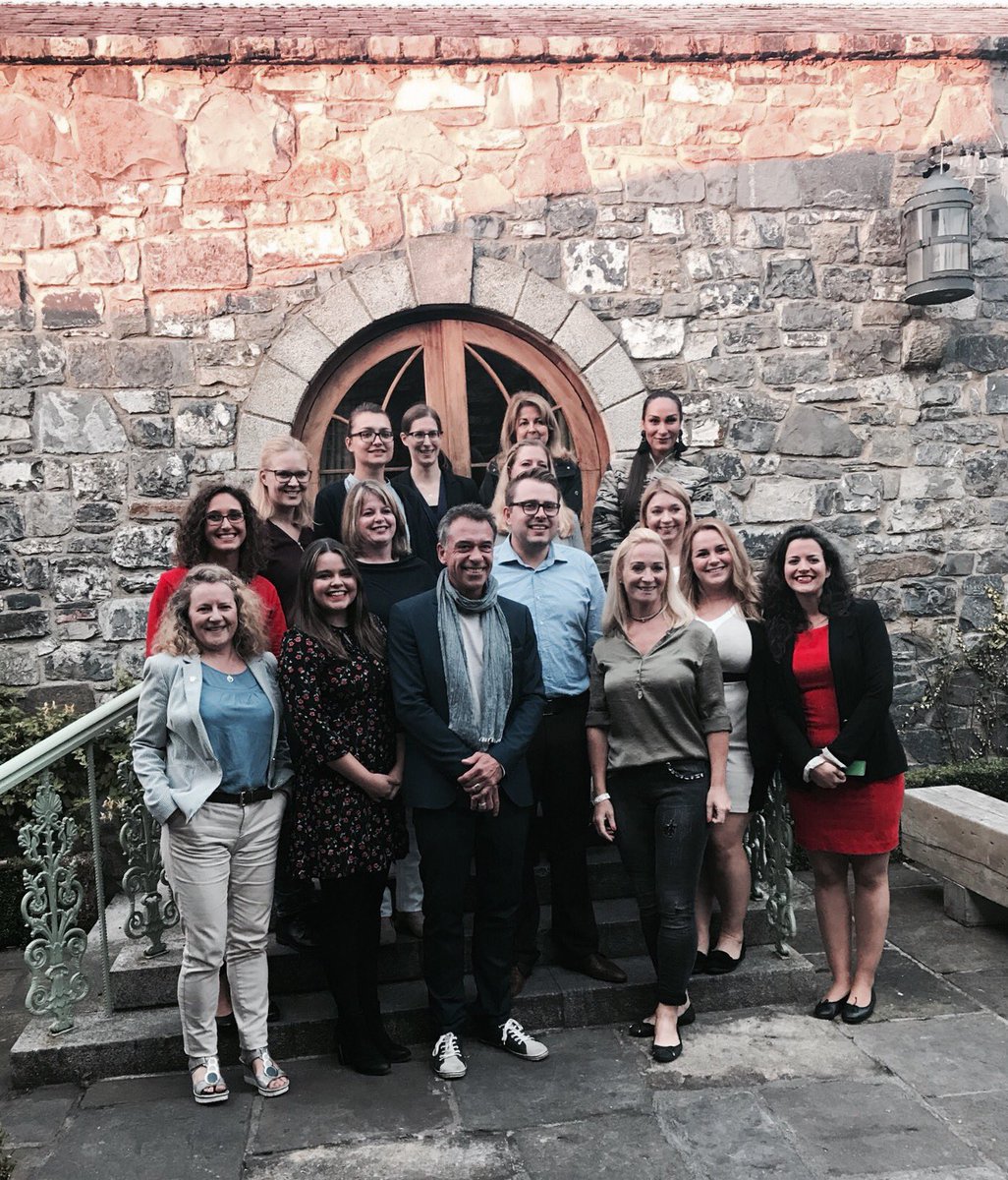 MeetInIreland's tweet photo. Irish luxury at its best #GermanFam @AdvantageDMC @CliffatLyons the most fabulous stay #EventProfs #LuxuryTravel @Failte_Ireland https://t.co/CpkR5OE6ww