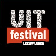 Zondag Uit-festival in de Prinsentuin. Natuurmuseum licht tipje van de sluier van nieuwe expo en van herfstvakantie spektakel.