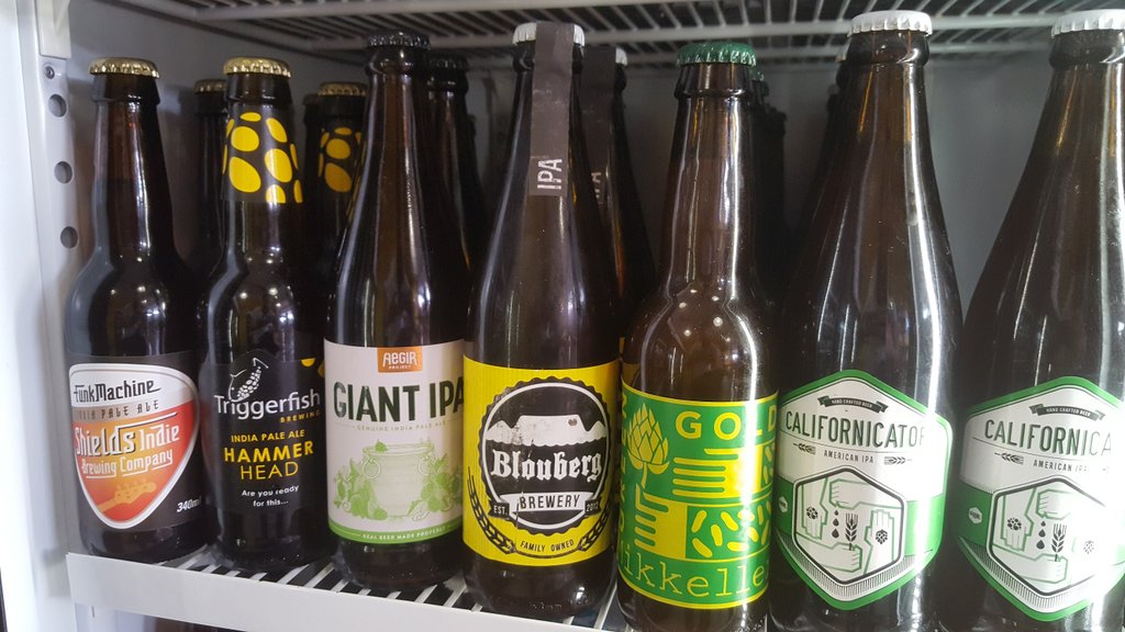 The #FunkMachine is in good company <a href="/BgstLtLBeerShop/">Biggest Little Beer Shop</a> 
Swing through and pick up a few of SA's finest #IPAs