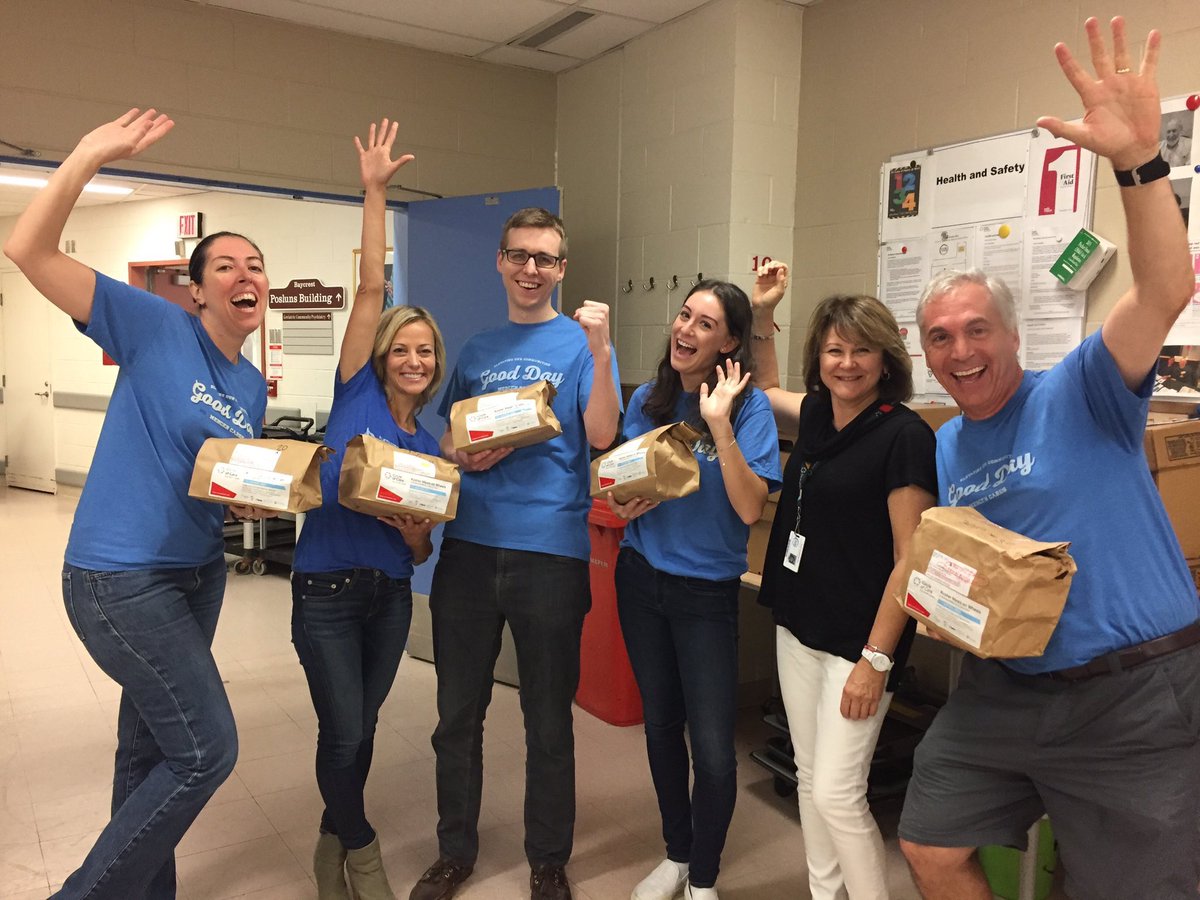 louisgagnon6's tweet photo. Delivering meals on wheels for those in need as part of #MercerGoodDay with @unitedwaytyr
#MercerBonneJournée #MercerCares https://t.co/dpzaLoqeo3