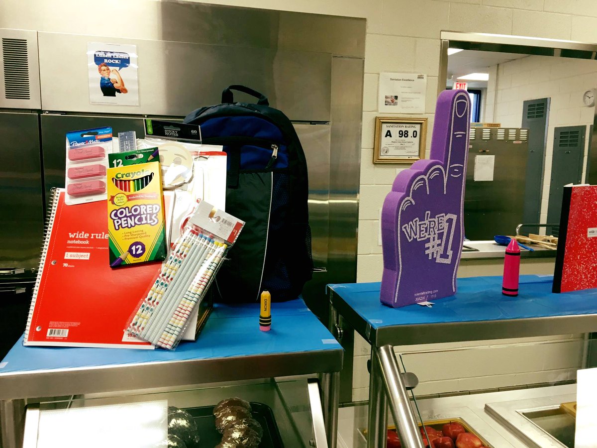 UCPSNutrition's tweet photo. @WesternUnionES Cafeteria is decked out in back to school gear! #hangry #deckedoutcafeteria #cafeteriafun https://t.co/X0FYwN0pZH