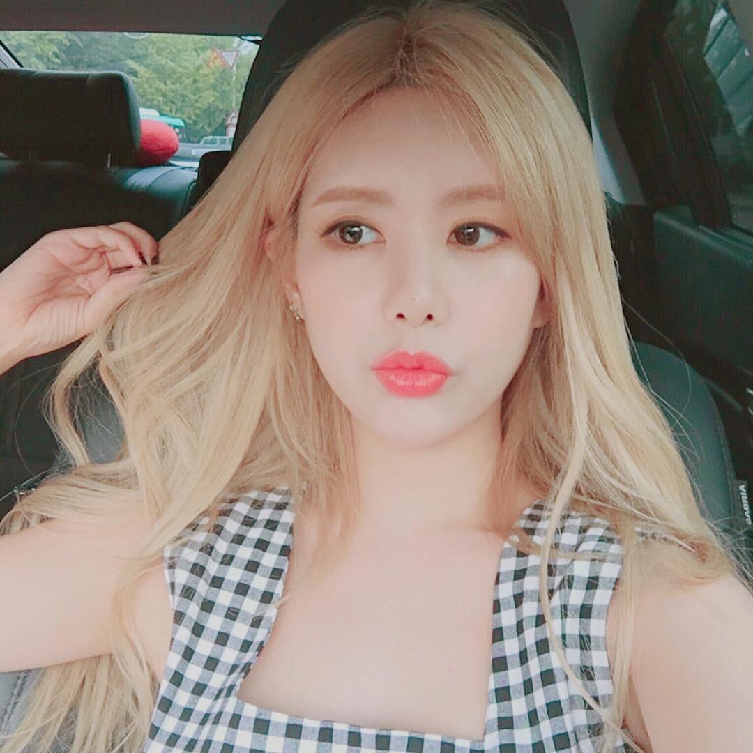 [QSTAGRAM] 여름아 앙녕 이젠 너무춥그나 🍂