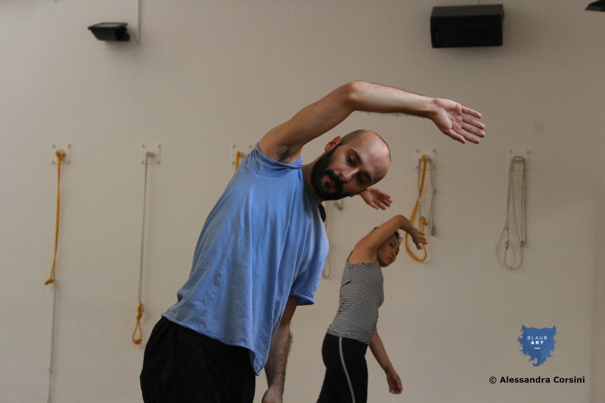 BlaubArt_dance's tweet photo. #BlauLab #fotogallery #DanieleNinarello Prossima #masterclass domenica 17/09 con #SilviaGribaudi Iscrizioni aperte! https://t.co/K93OxEFbVC https://t.co/wDg9kgh1oZ