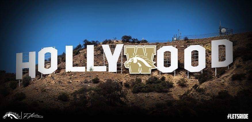 WMU_Football's tweet photo. Here WE come. #LetsRide #BeatUSC https://t.co/PvTCeVH8NS