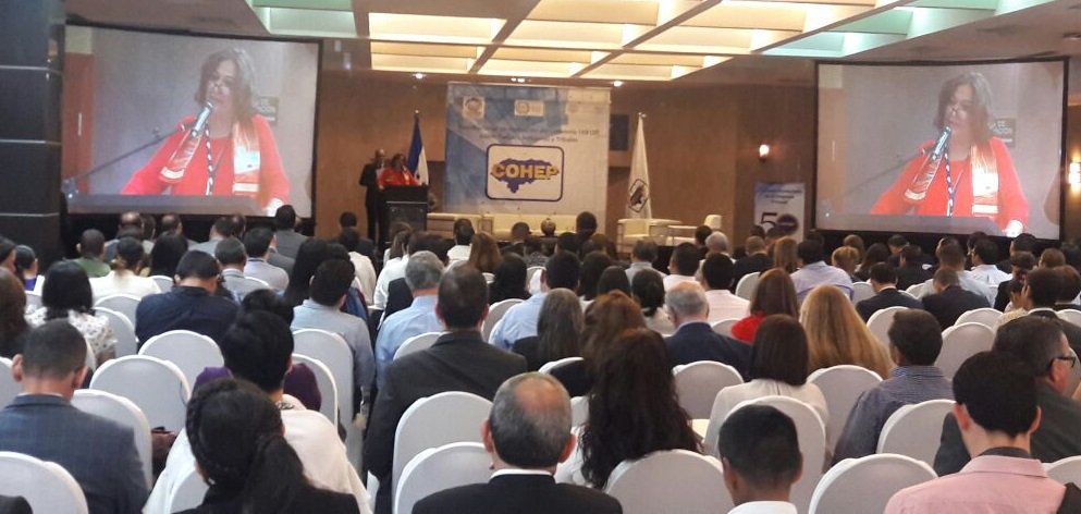 OIT_AmerCentral's tweet photo. Convenio 169 #OIT es herramienta de gobernanza que contribuye a la democracia participativa y a la paz social @carmenmorenoOIT foro COHEP https://t.co/1V2RXUUoRH