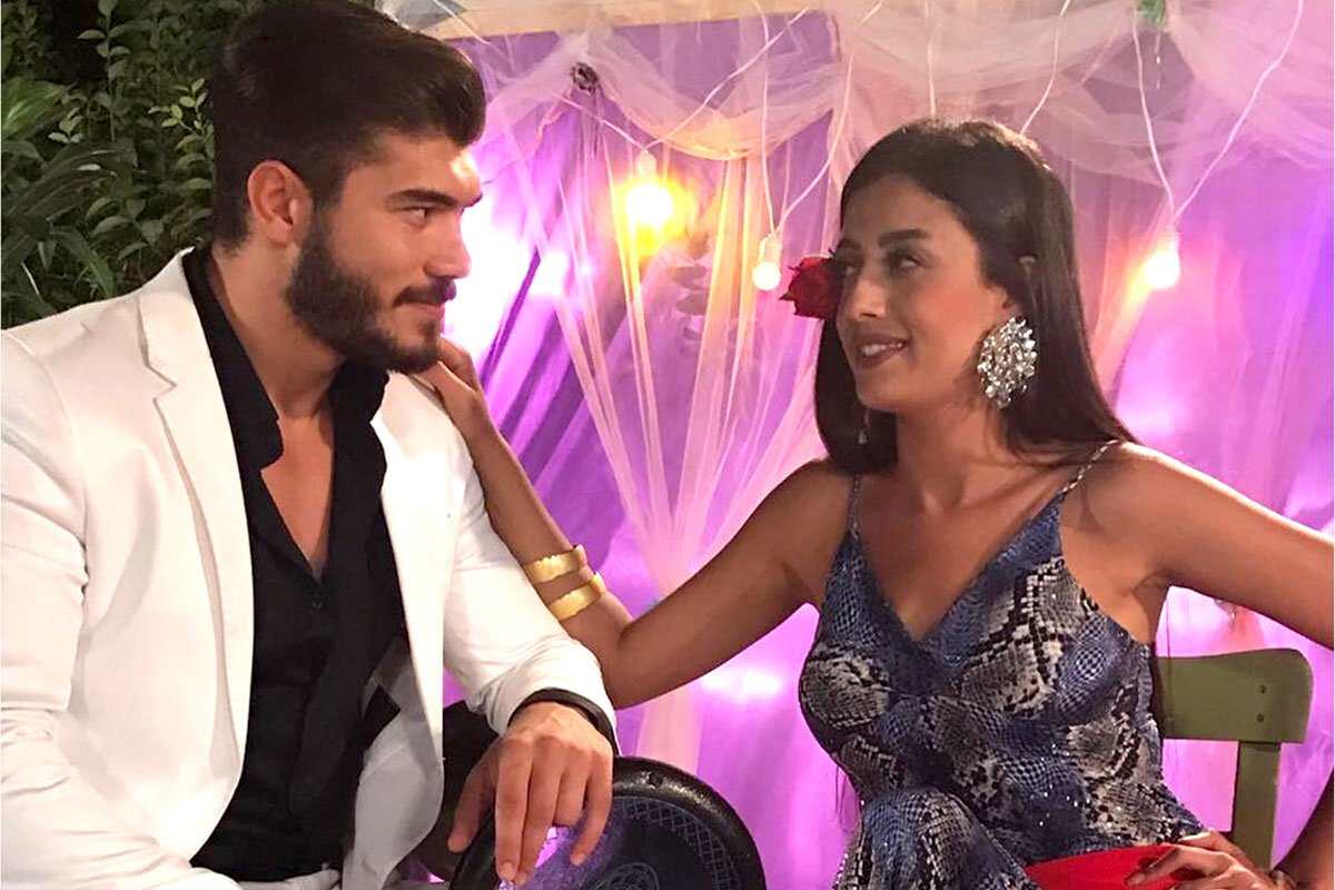 Aşk-ı Roman yeni bölümleriyle 4 Eylül Pazartesi’den itibaren 18.45’te
TV8’de sizlerle! #askiroman