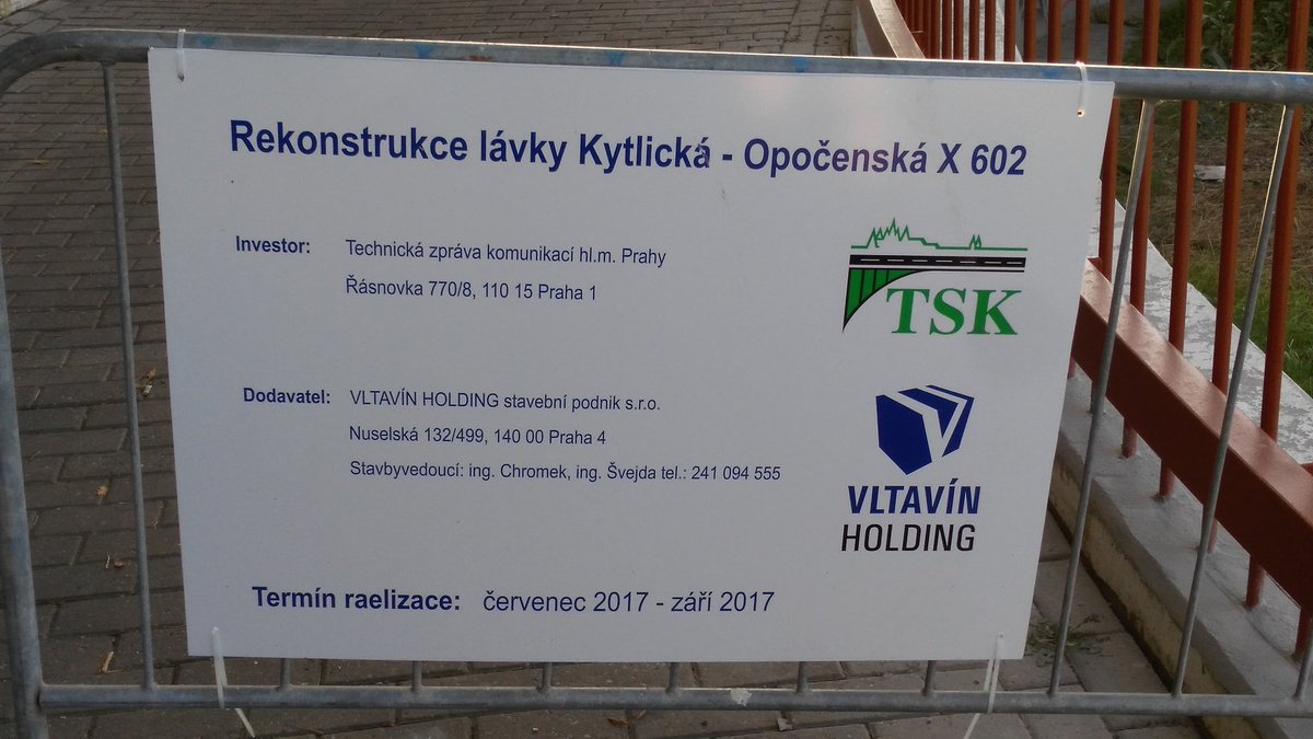 nedulezita's tweet photo. Falešní investoři existují už i na stavbách. #NajdiChybu https://t.co/LCI4itFXdi