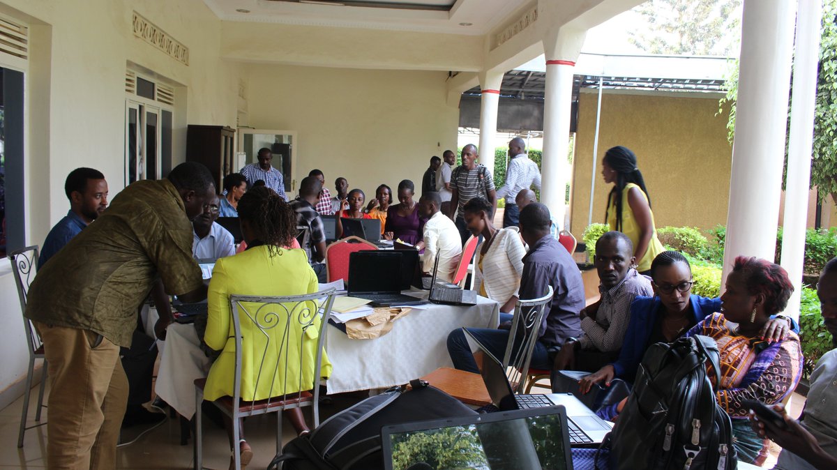 umucyo_gov_rw's tweet photo. In this awareness activity,#EprocTeam in collaboration with PSF and RDB/PKI takes opportunity to register new bidders. @migarich @PSF_Rwanda https://t.co/BrOhocUYI6