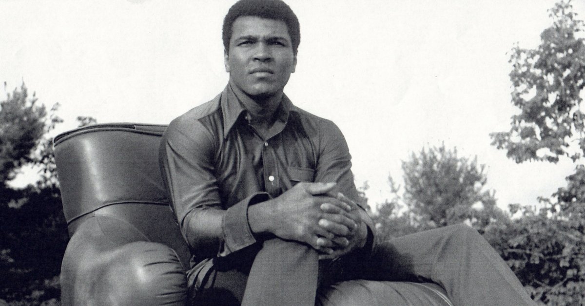 AliTheBook's tweet photo. "Live everyday as if it were your last because someday you're going to be right."
-Muhammad Ali
#AliALife #MuhammadAliQuote https://t.co/n4p4IbYXzU