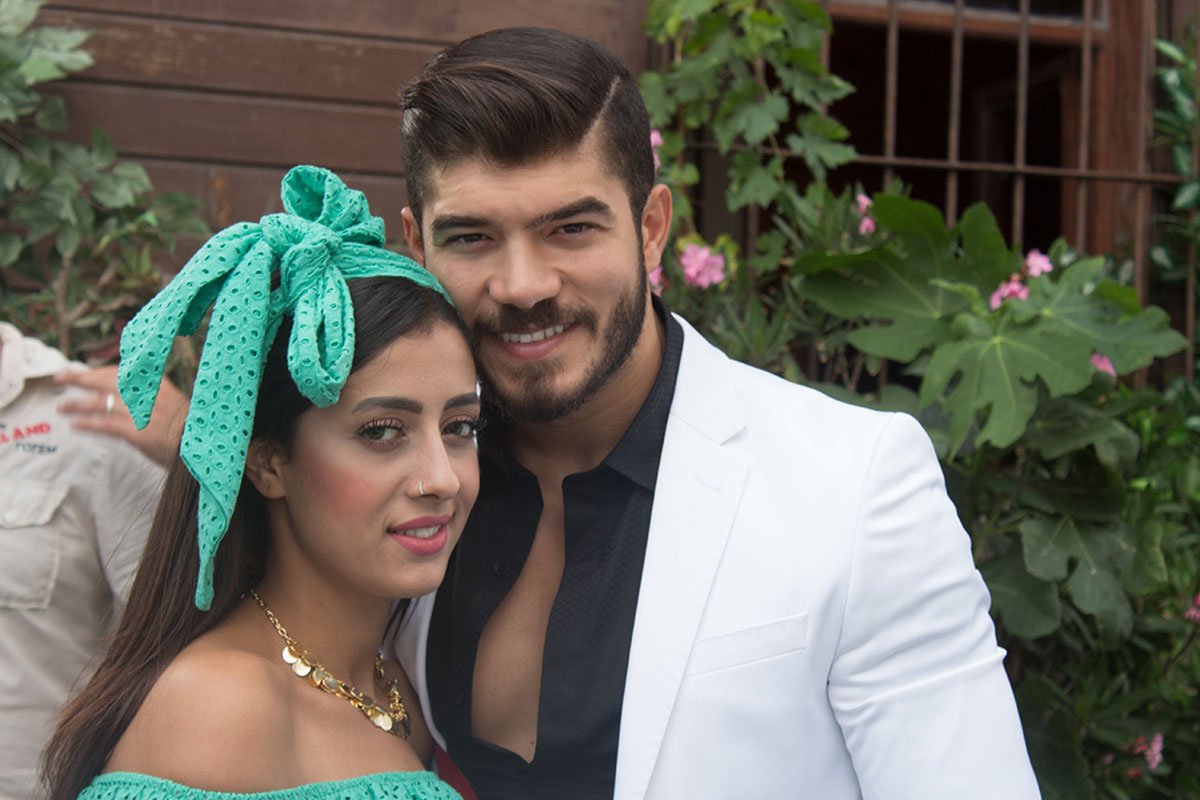 Solmaz ile Kaan her şeye rağmen aşklarına sahip çıkabilecek mi?
“Aşk-ı Roman” şimdi TV8’de…goo.gl/1nA14O