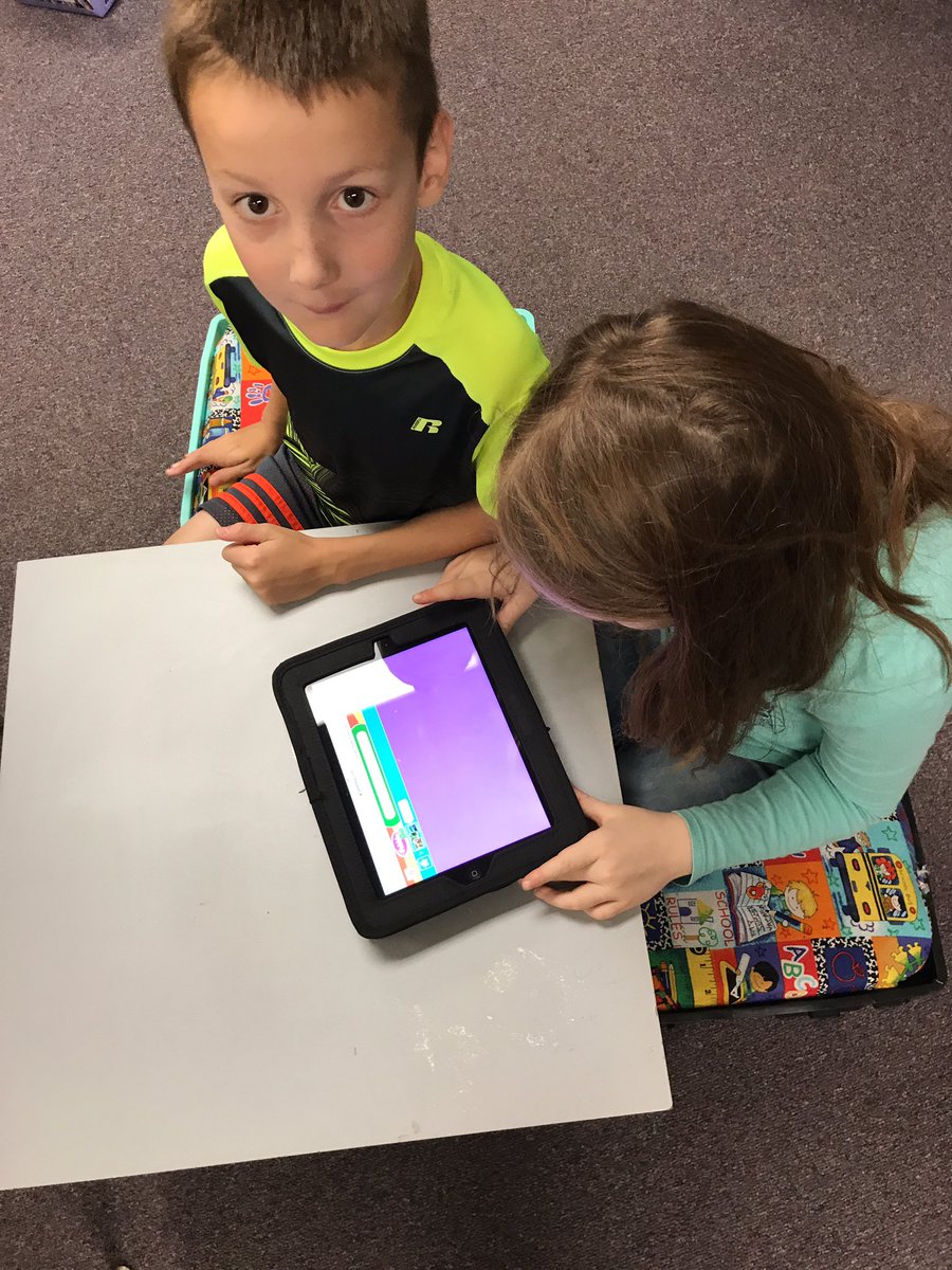 SClausenGrade2's tweet photo. #iPadpartners are in full effect! #pebblego #science #johnstonlearns https://t.co/v6wRisANYG
