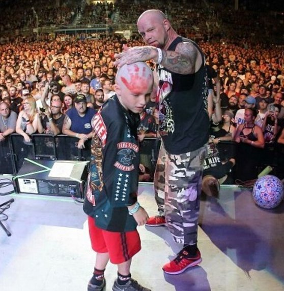 Five Finger Death Punch tweet media