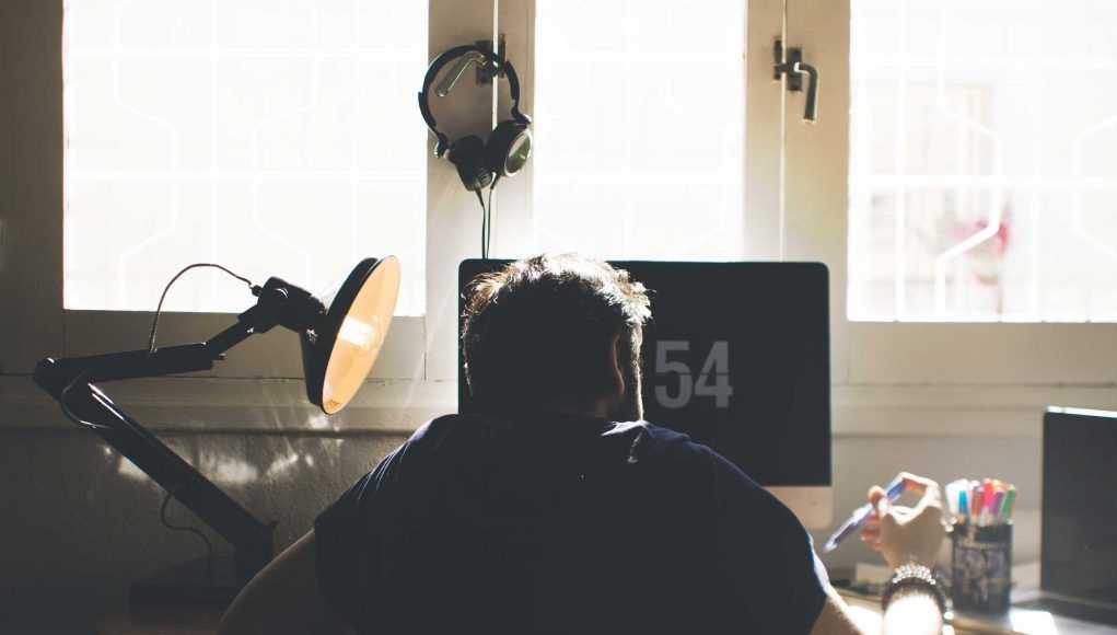 AlphaGammaHQ's tweet photo. 6 #tips for starting an #eCommerce site while in #college @lindseypatter19 https://t.co/iYxiluWeXJ #webcommerce #socialmedia #networks https://t.co/nyhMp7ZqBJ