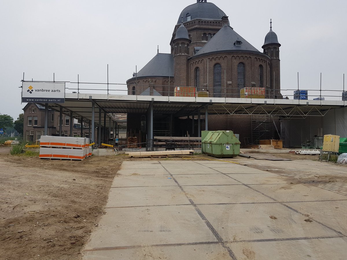 Verbouw #theaterspeelhuis Helmond goed op dreef. Prachtig ontwerp van #Vandongenkoschuch. Werkte als interim-directeur aan het ontwerp mee.