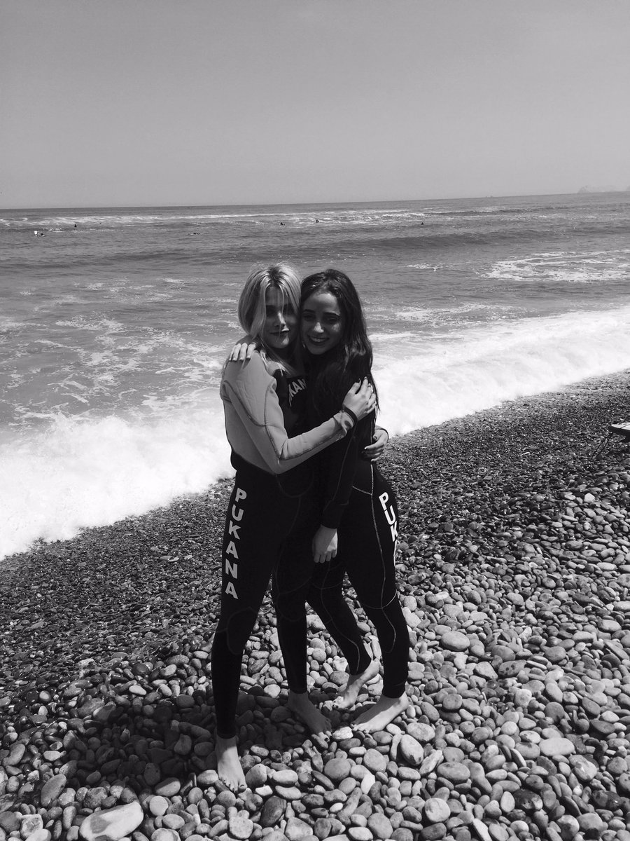 gastinasunshine's tweet photo. PERDON PERO ESTA SIEMPRE SERS MI AMISTAD FAV Y PERSONAS FAVS LAS AMO  #CarolinaKopelioff #ValentinaZenere #KCAArgentina https://t.co/VYF4HGqhwp