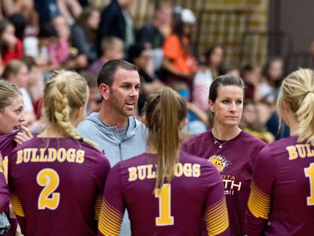 UMDBulldogs's tweet photo. Seventh-Ranked @UMDVolleyball Opens Season At The 2017 Shark Invitational This Weekend. https://t.co/XbdUBYswFx https://t.co/BVpfv1cRCt