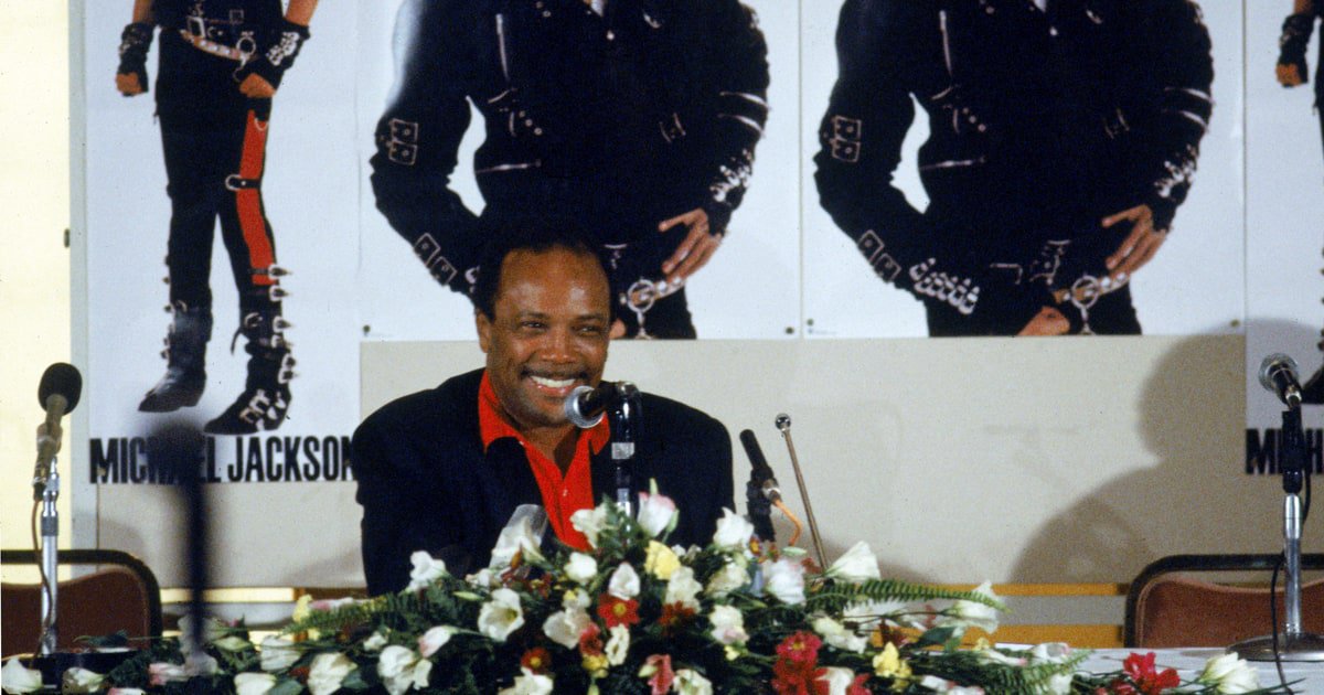 RollingStone's tweet photo. Quincy Jones looks back on the making of Michael Jackson's 'Bad' https://t.co/LLgGoYdS5i https://t.co/yGAZ2OA0KC
