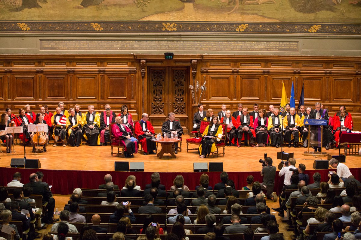 JulienPompey's tweet photo. Avant-dernier jour à la DirCom de la Sorbonne... Mon Top 3 des events organisés :
1. #ElonSorbonne
2. #BanKimoonSorbonne
3. #SorbonneSantos https://t.co/aeHwH5TpBN