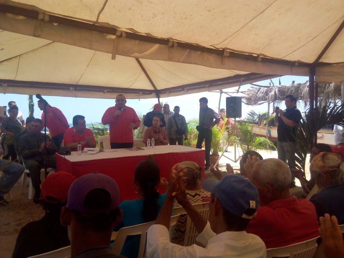 insopescasucre's tweet photo. Inicia tiempo de trabajo con la fortaleza de la revolución conppas del estado #Sucre https://t.co/1dAQYcL0IG