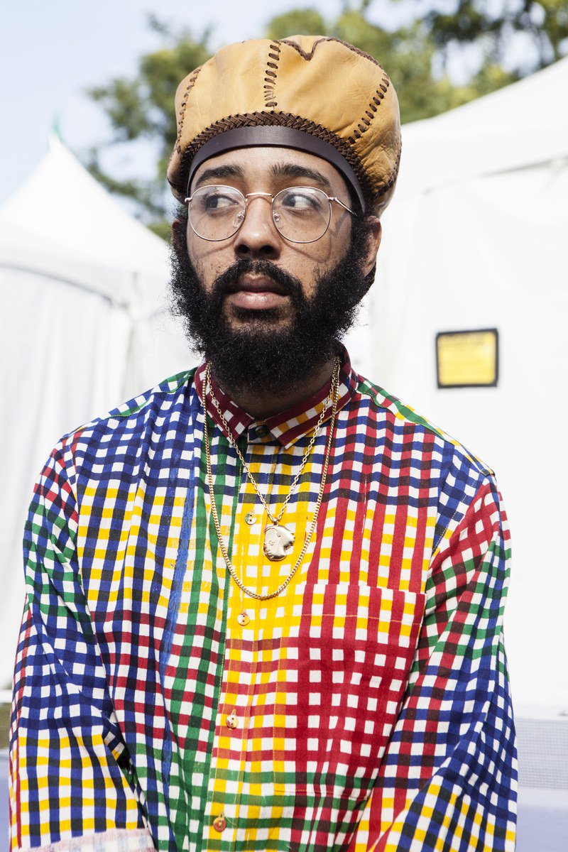 GQStyle's tweet photo. At the Afropunk Festival, the best looks were all about soul, power, and politics
https://t.co/V9K1Q6BUSs https://t.co/8ZTpPYZa4g