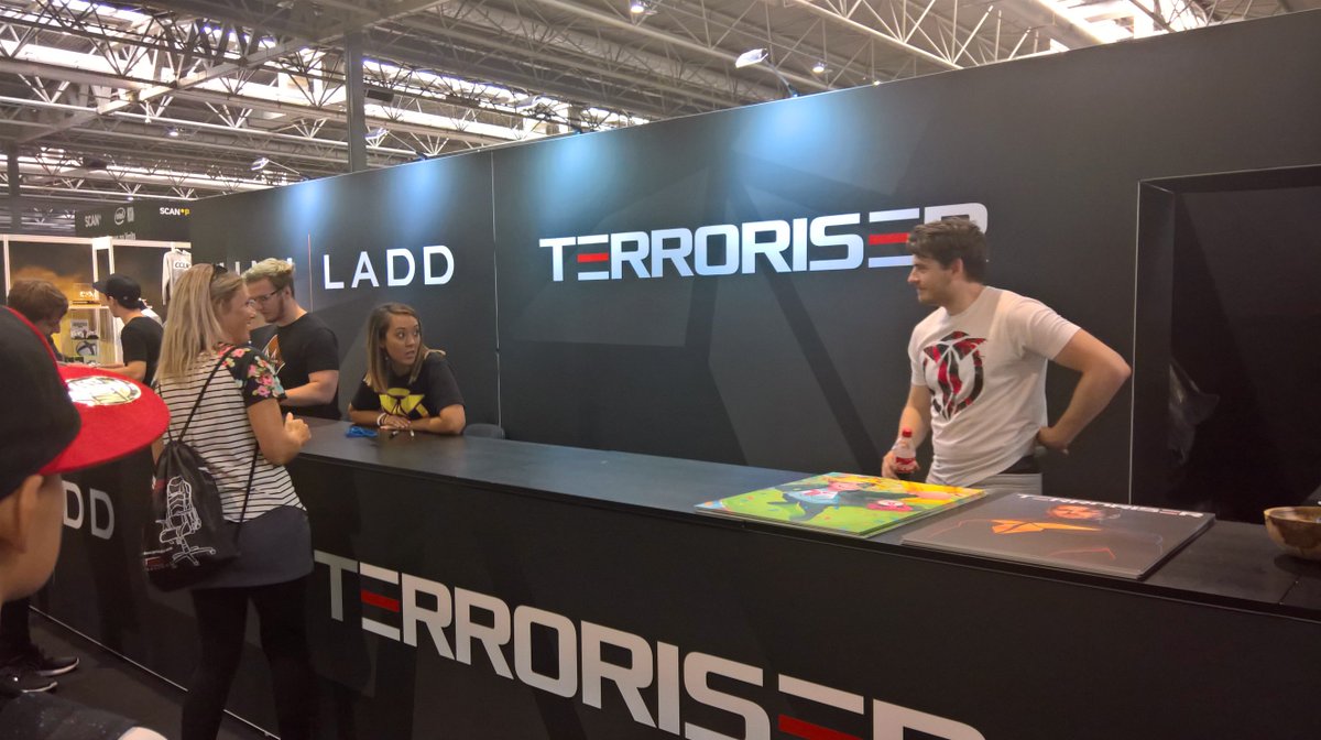 TheMadMike7's tweet photo. Some photos of Insomnia 61! #i61 #Syndicate #TheTerroriser #MiniLadd https://t.co/a5UuPkaWo1