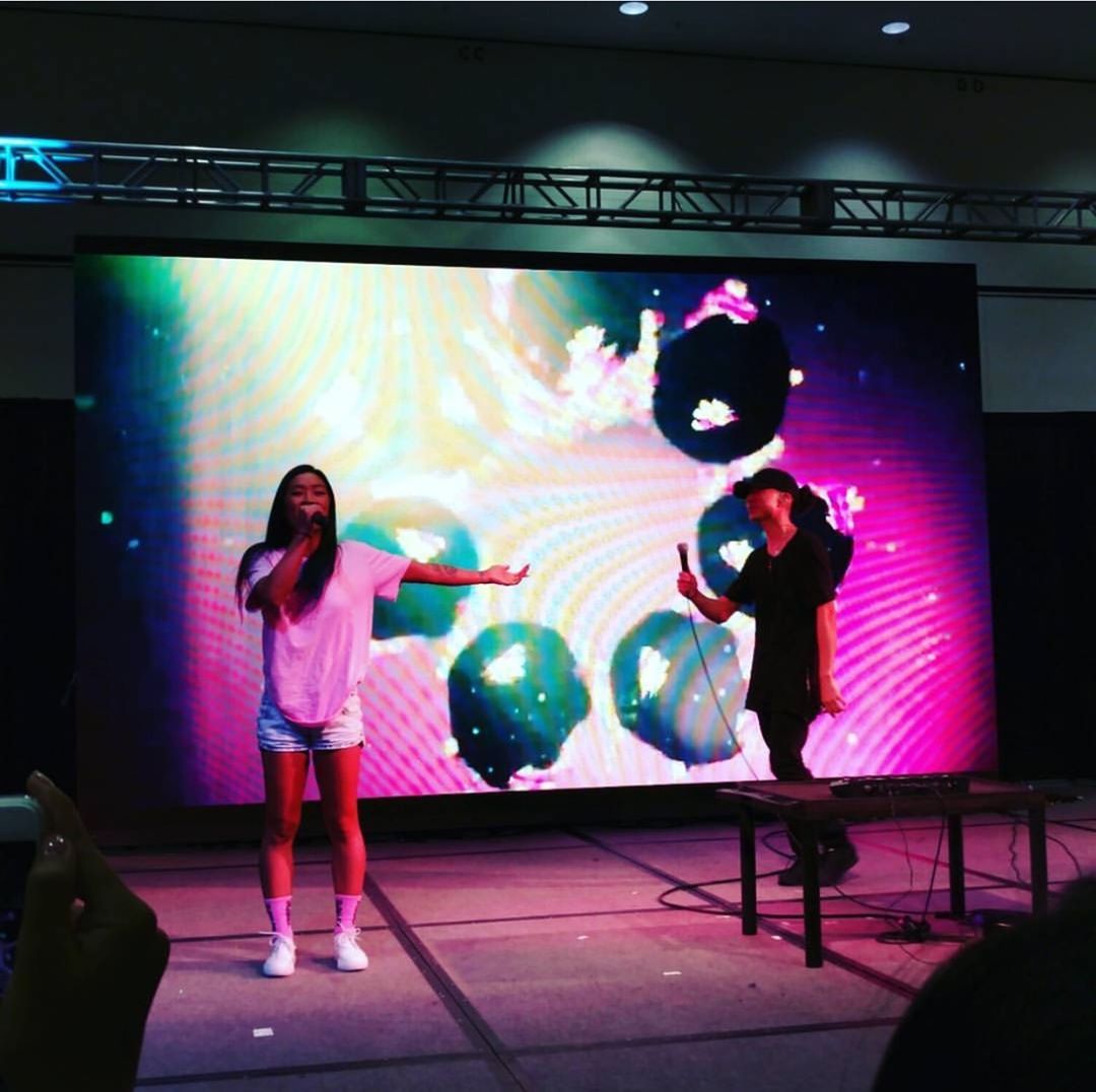The_Lyddz's tweet photo. 🙏 #kconla #thankful #stolethisphoto #thankyoutowhoevertookthepicture
Both main stage and this stage was a blast💣 .
.
.
.
.
#lydiapaek https://t.co/WPvIMTGbV5