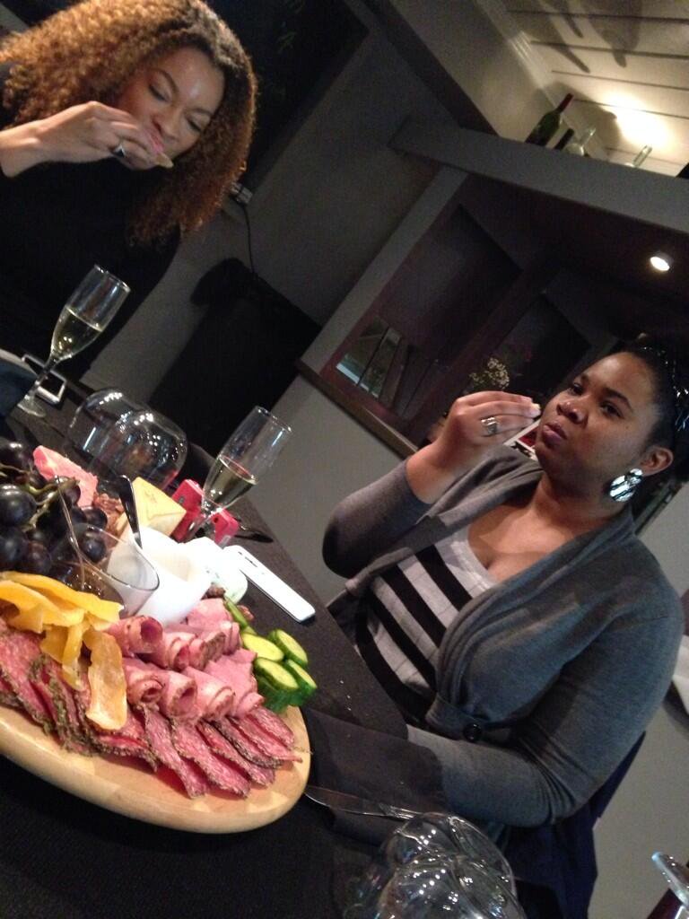 cuisinenoir_'s tweet photo. Live in the ATL area? Tag your fav #BlackWinemaker for a chance to win tickets to the #ATLWineDown @Purplecorkscrew https://t.co/SPmbVUuLen https://t.co/56cK19Voq4