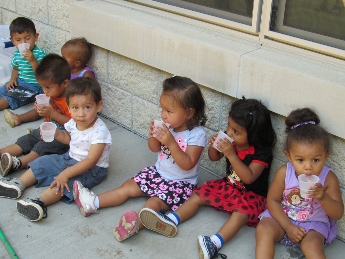 BrightpointIL's tweet photo. Action alert: Call @GovRauner today to urge him to #RestoreCCAP for thousands of Illinois families: https://t.co/v0qG2DFjTg @IAFC_Cares https://t.co/SV5uNvaFVv
