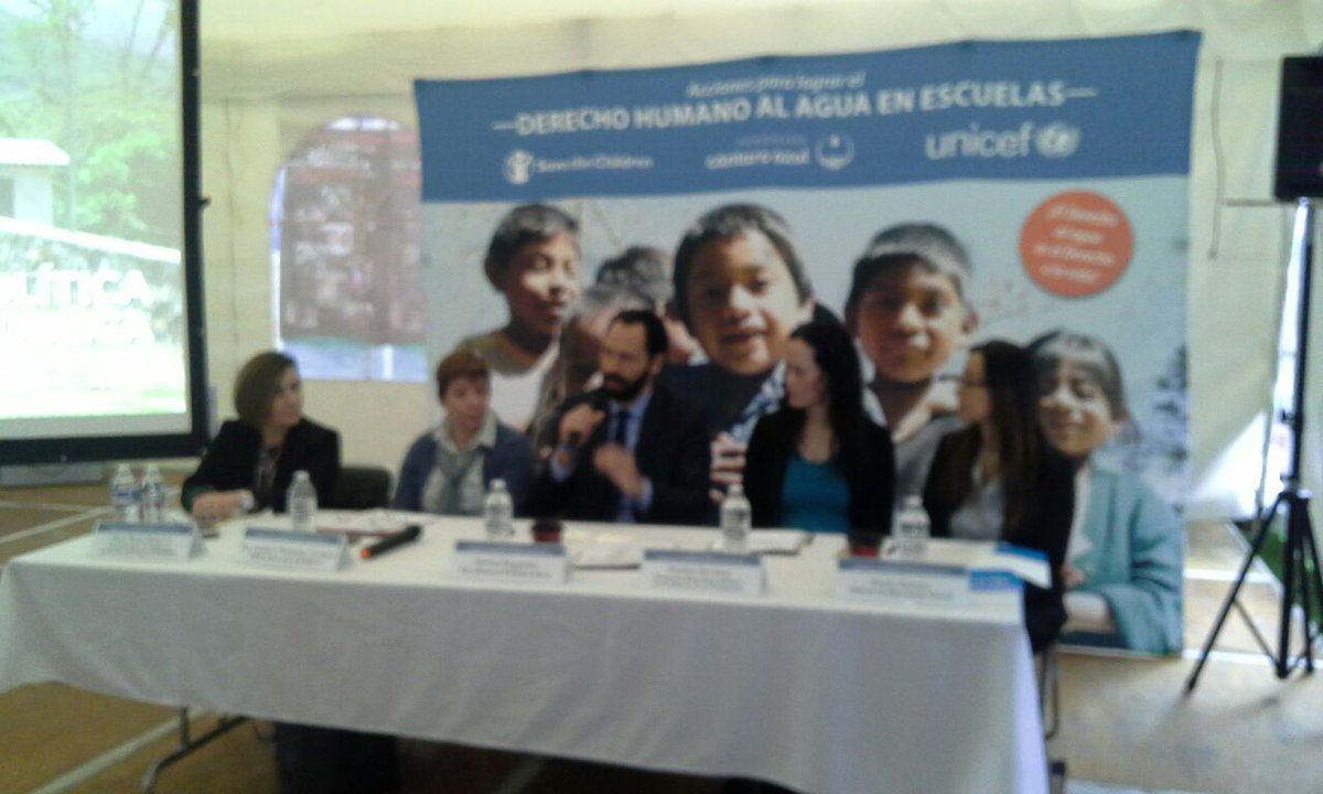 Cantaro_Azul's tweet photo. Participaciones en el Encuentro Acciones para lograr el Derecho Humano al Agua en Escuelas. CDMX https://t.co/ofL60eltMK