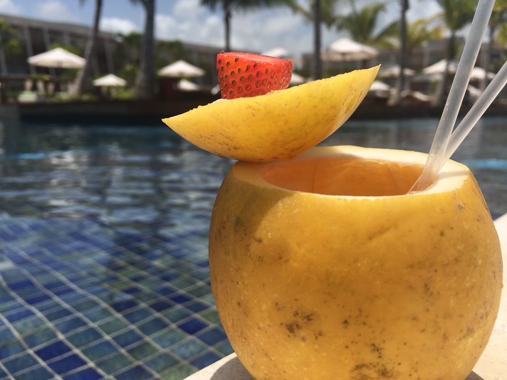NatalieWickins's tweet photo. Worried I won't be able to drink out of a fruit cup when I get home #happyontheinside #rumhelps! https://t.co/cTVDTQqT7p