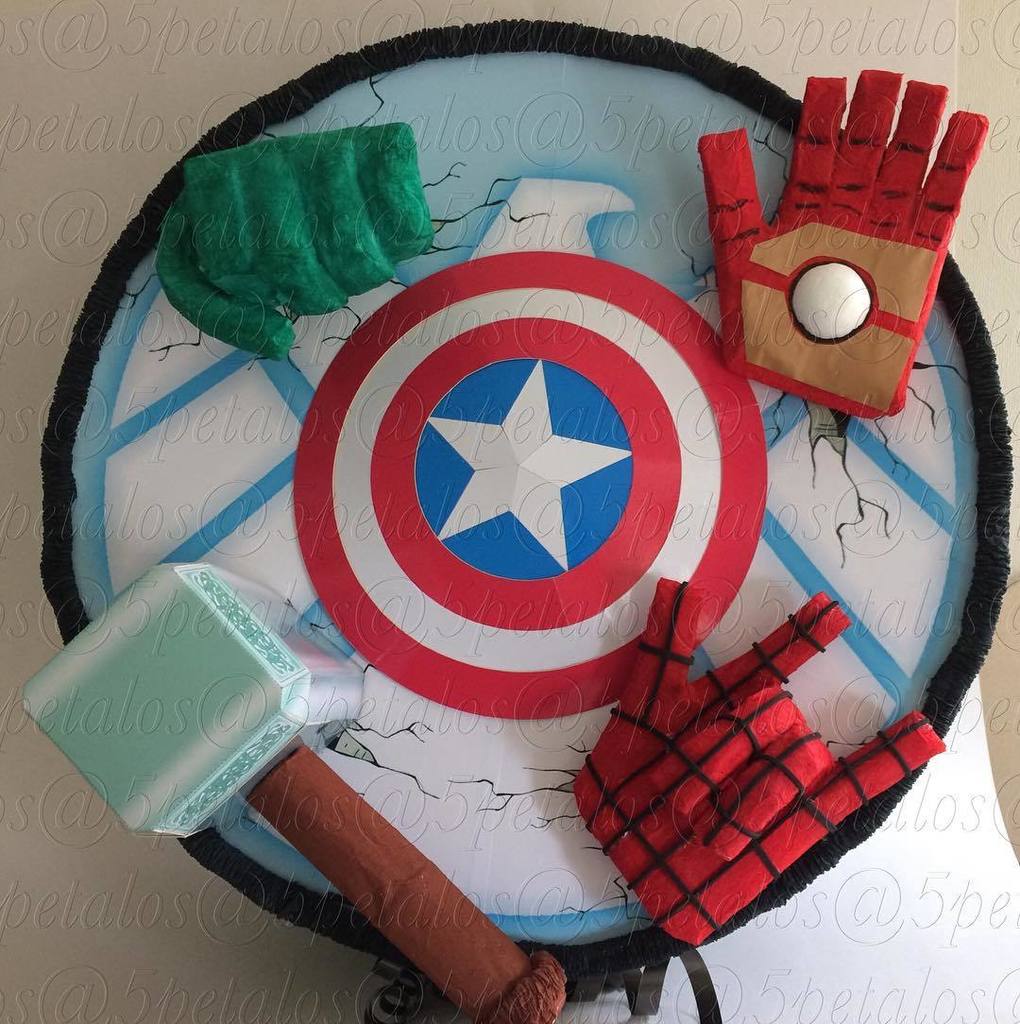 5petalos Shop on X: Piñata Avengers Diseño e Idea de nuestra